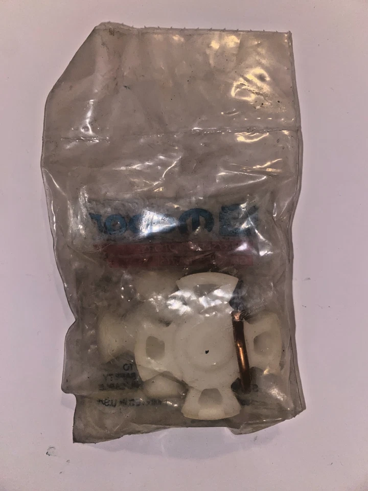 Columna de dirección Mopar 1984-1995 nueva genuina pivote, número de pieza 4147365 Foto 2 de 4