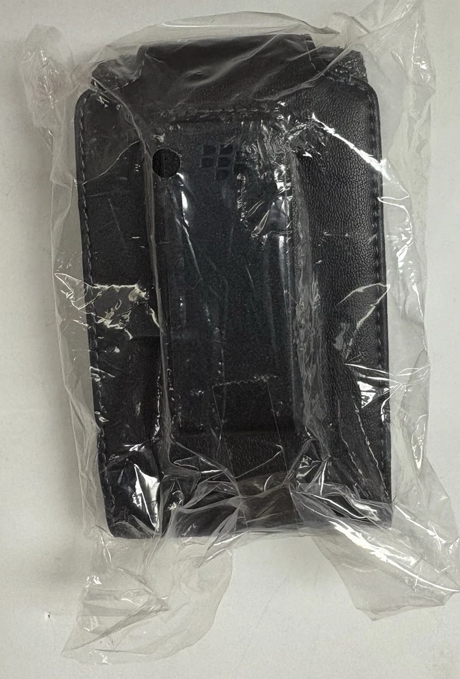 BlackBerry Universal Rotating Leather Belt Clip Holster Fits 6.1" Phones - Image 2 of 4