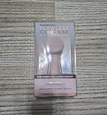 Finishing Touch Flawless Cleanse Facial Cleanser And Massager NEW