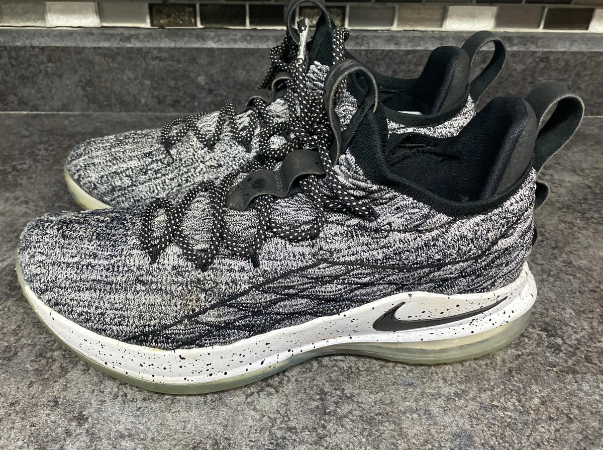 Nike LeBron 15 Low Ashes Black/White Sz 8.5 Men's A01755-002