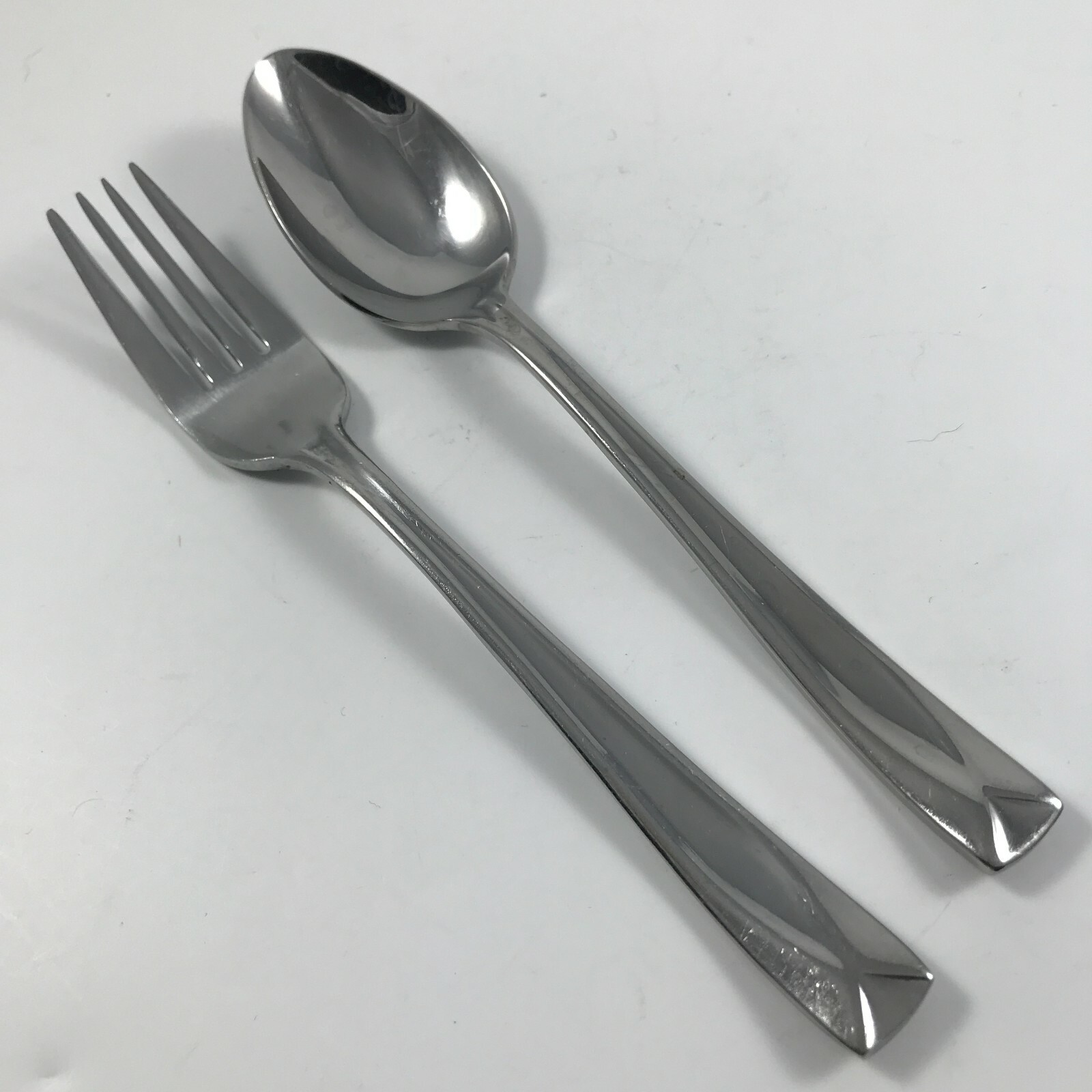 ONEIDA "LINCOLN" Stainless 1 SALAD FORK & 1 SOUP SPOON GLOSSY