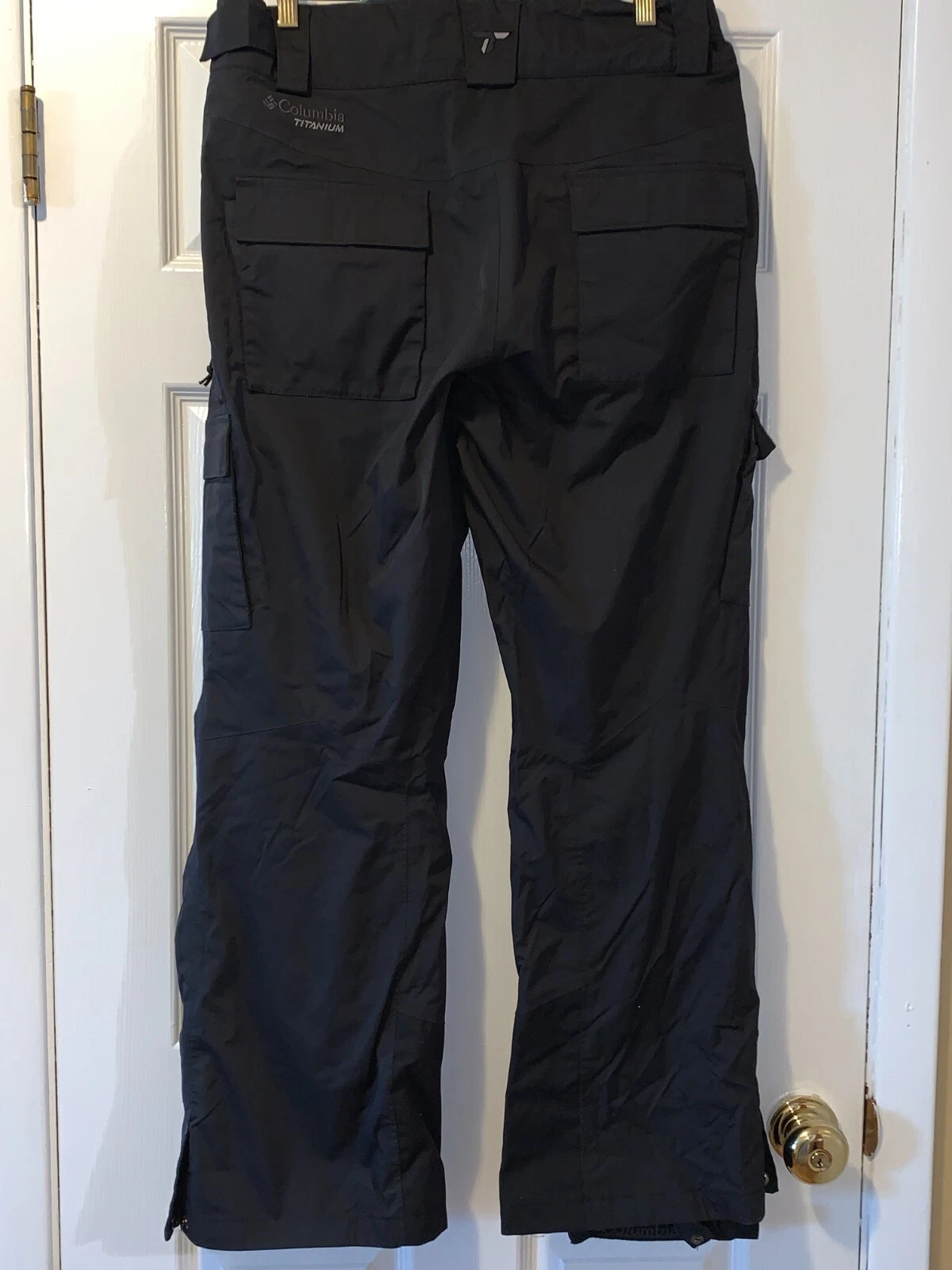 COLUMBIA TITANIUM OMNI-TECH MENS MEDIUM WINTER/SKI PANTS