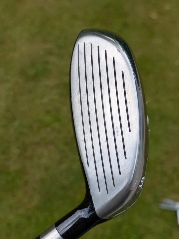 Callaway RAZR Hawk 5 Fairway Wood Stiff Flex Right Handed - Image 3 of 4