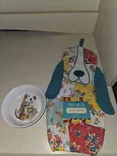 Oneida 1972 Grover Basset Hound Kid Bowl & Basset Hound Pioneer Woman Bag Saver 