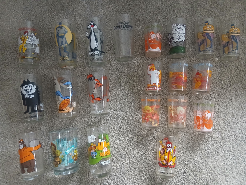 pepsi collector series, Mcdonalds, Warner bros glasses