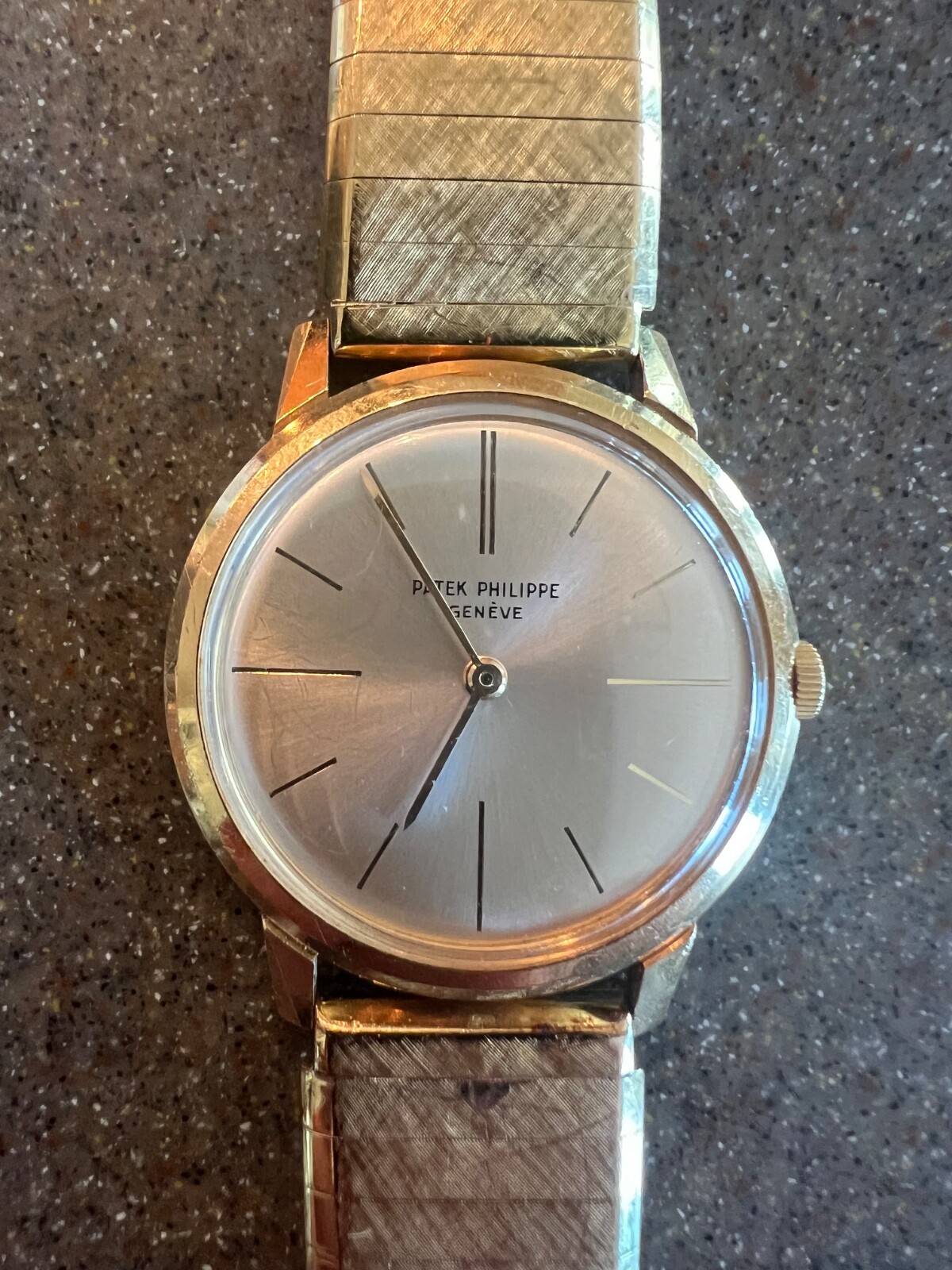 Vintage Patek Philippe Men’s 18kyg #782445 Ronde 23/300 Vintage Gold Band
