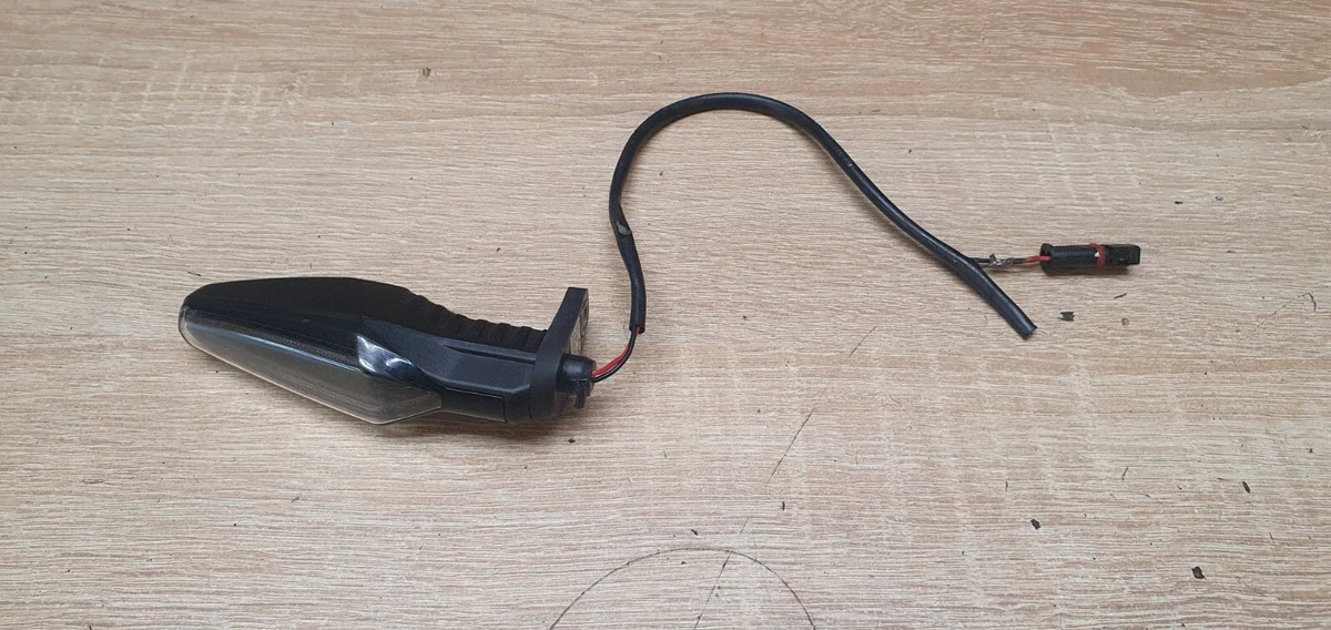 BMW F900R / F900XR / S1000XR Led Flasher / Led Indicator 8557188 