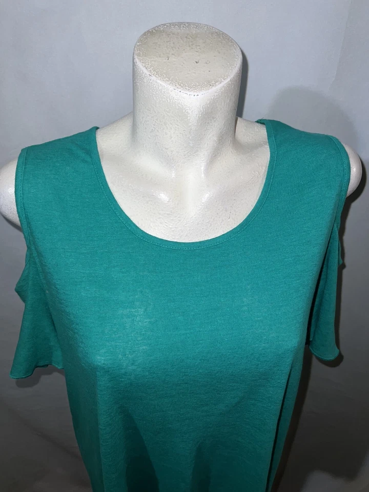 By Chicos Top Sz LP (2 Petite) Green Rayon Linen Blend Cold Shoulder Hi-Lo Tunic - Image 2 of 4