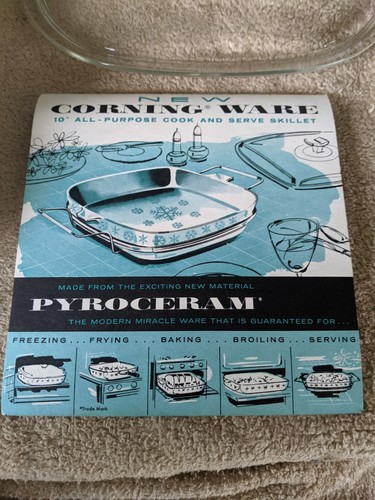 PYREX VINTAGE TURQUOISE SNOWFLAKE 10" SKILLET PYROCERAM NEW WITH BOOKLET NO BOX - Picture 6 of 10