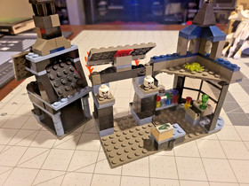LEGO Harry Potter: Hagrid's Hut (4738) + Knockturn Alley (4720) - 99% Complete