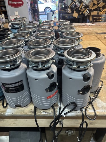 Broyeur D'ordures Glacier Bay TurboGrind Max 1 CV - Alimentation Continue - Pour évier De Cuisine