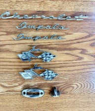 Vintage 1963 1964 Chevy Impala Fender Script Crossed Flags Emblem Lot Oem Gm Vintage 1963 1964 Chevy Impala Fender Script Crossed Flags Emblem Lot Oem Gm