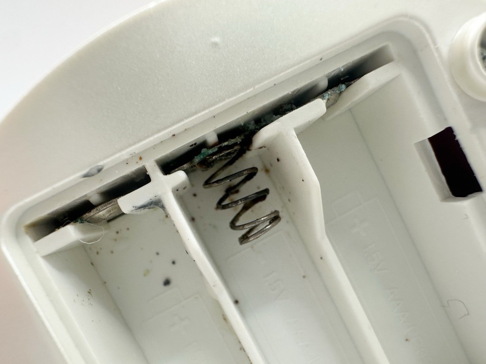 Hallmark Keepsake Northpole Happiness Makes Magic Ornament 2014 - WORKS ...