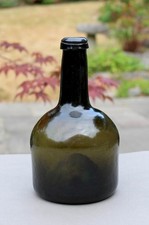 ANTIQUE VINTAGE 1750s CRUDE ENGLISH FREE BLOWN BLACK GLASS  MALLET WINE BOTTLE