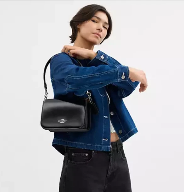Borsa a tracolla Coach Quinn in pelle nero novità CY657 nuova con etichette