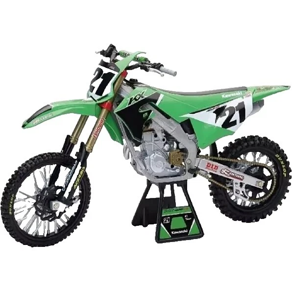 New-Ray 1:6 Scale Diecast & Toy Vehicles