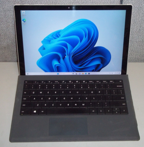 Tablette MicroSoft Surface Pro 4 1724 12,3 pouces Core i7 6650U 8 Go 256 Go Windows 11 - Photo 1/4