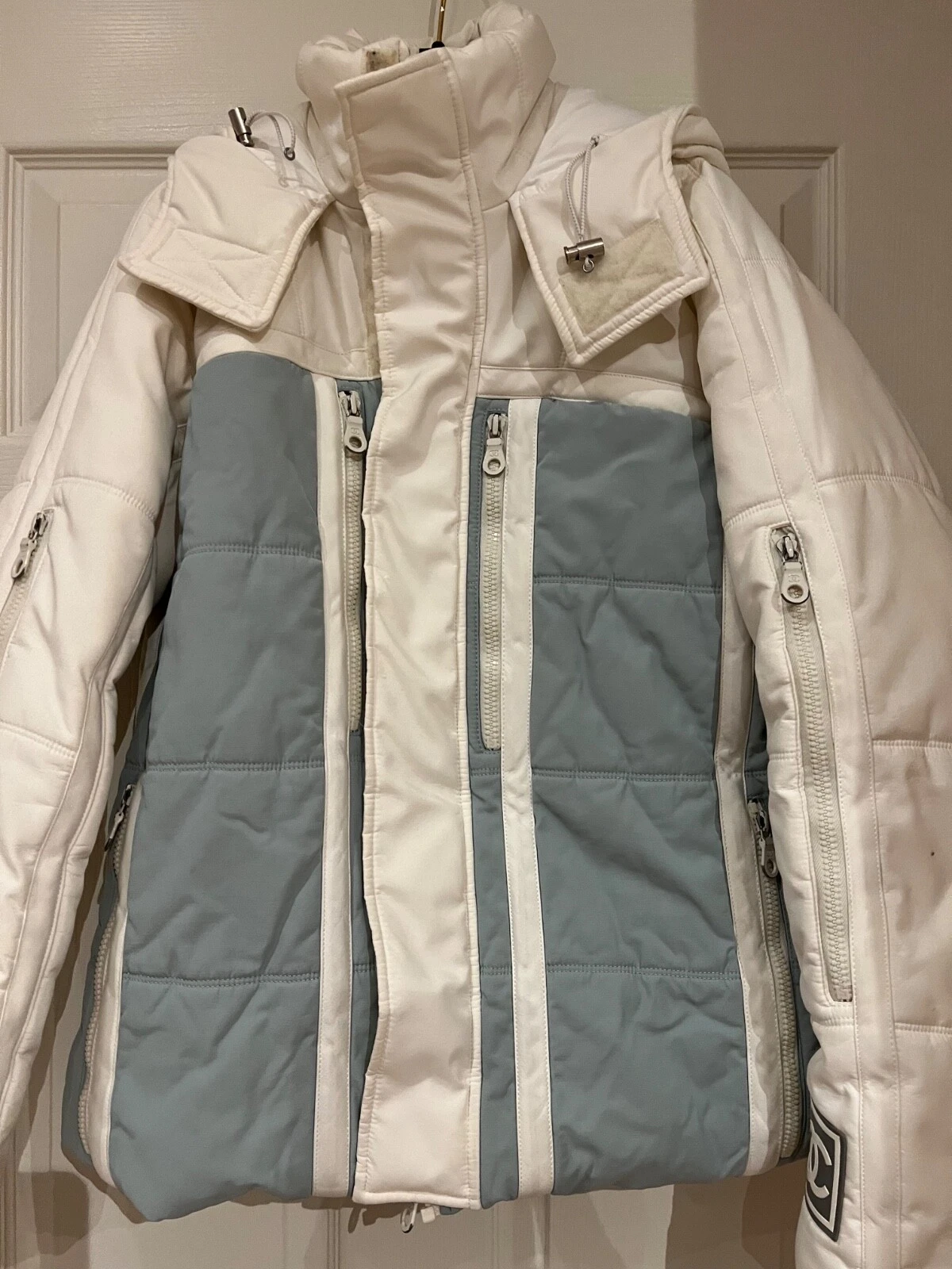 GIACCA CHANEL 01A VINTAGE IDENTIFICAZIONE PUFFER BLU ECRU MUS LOGO CC 40 38