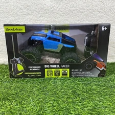 Brookstone All Directional Performance Remote Control Car Big Wheel Racer 6 YR