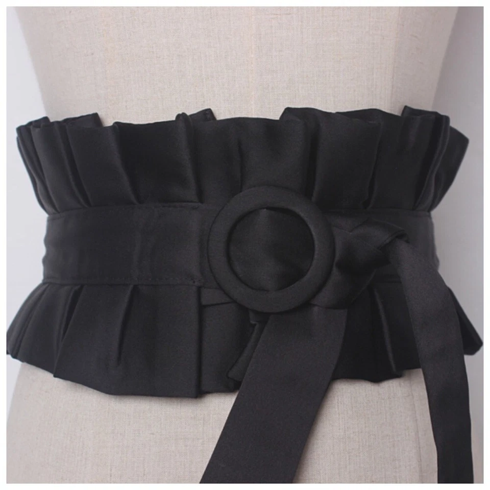 Cinturón satinado plisado hecho a mano platino Foto 4 de 4