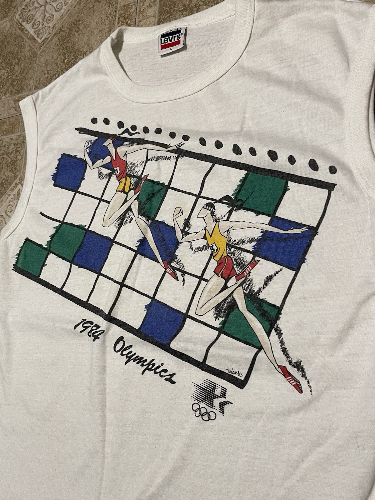 Vintage 1984 Olympics X Levi’s Running Graphic Tank Top Shirt Size Large image 2