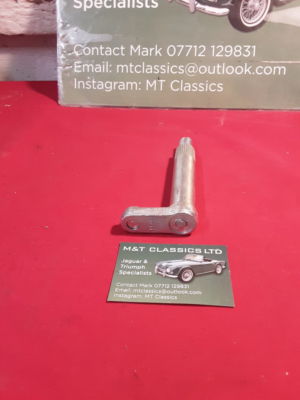 Triumph Tr2 3a Rocker Shaft And Peg Assembly