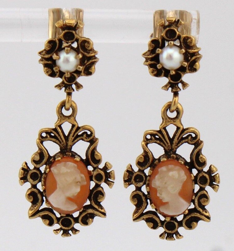 14K 585 GOLD CARVED SHELL CAMEO DANGLE STUD EARRINGS CULTURED PEARL 5.2 GRAMS