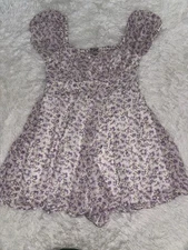 J for Justify sz. XL lavender floral lined romper. Delicate, pretty, grt. shape