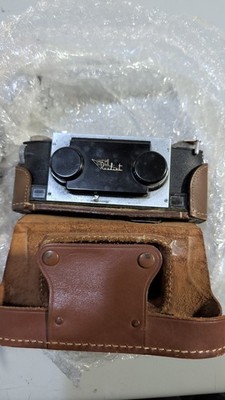 Vintage Stereo Realist 3D Stereo Camera with Brown Leather Case