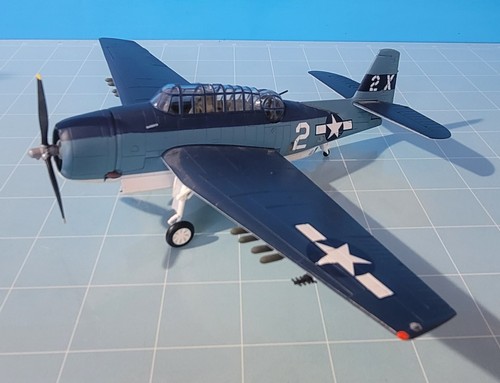 S01: 4 Corgi & Witty Military Planes Avenger Mustangs P-38J "Cripes A' Mighty" - Bild 7 von 11