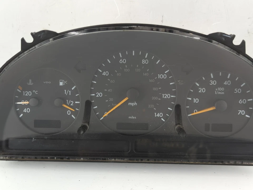 2001-2001 Mercedes-benz Ml320 Speedometer Instrument Cluster Gauges BLPG2 Foto 4 de 4