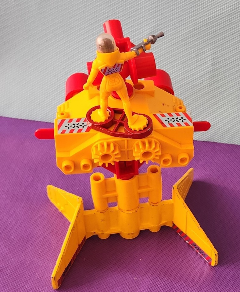 Britains Space Stargard Alien SPACE TOY SOLDIERS England SET rare 1981