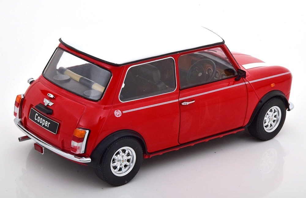 KKDC120054R KK scale 1:12 Mini Cooper 1990 red/white right-hand