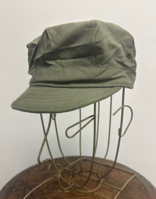 帽子 AT-DIRTY FATIGUE HAT HERRINGBONE BLACK NOS US Army HBT Fatigue Hat Cap WWII, Dated 1943, Herringbone