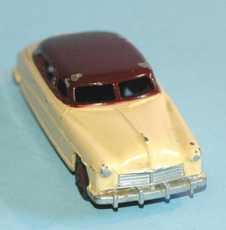 Dinky Meccano Reino Unido 1954 Hudson Commodore sedán #139b 'LOWLINE" crema y granate Foto 3 de 4