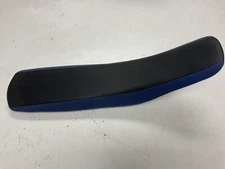 2004 2005 Yamaha YZ450F YZ450 COMPLETE Seat Assembly Foam Pan Cover OEM - MINT!!