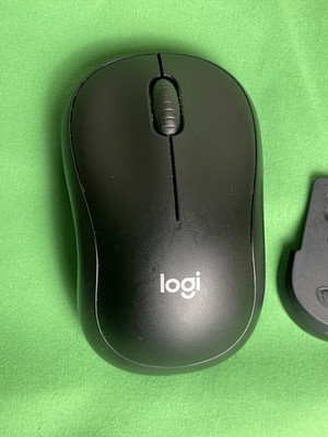 Logitech Logi M220 SILENT Wireless Optical Ambidextrous Laptop Mouse