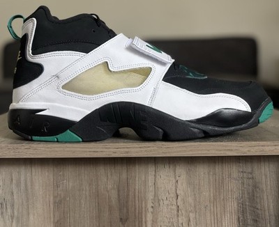 Size 15 - Nike Air Diamond Turf 93 Emerald 2025 IB2240-001  display picture 3