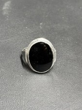 UNISEX 925 STERLING SILVER AND ONYX RING SIZE 8.5
