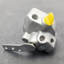 Suspension Leveling Valve 1243280031 for Mercedes 2023200258 W124 W140 W210 W202