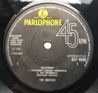 THE BEATLES "YESTERDAY" UK  2nd PRESS EP RARE  SOLID CENTRE  NR MINT COPY
