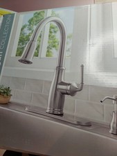 Glacier Bay Single Handle pull Down Mod 21-K153KSS-GB Kitchen Faucet W Soap Disp