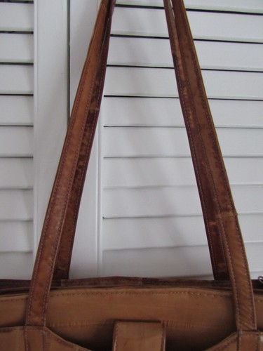 EELSKIN PURSE - TAN - VINTAGE - SHOULDER STRAP - MULTI COMPARTMENT - - Picture 3 of 13