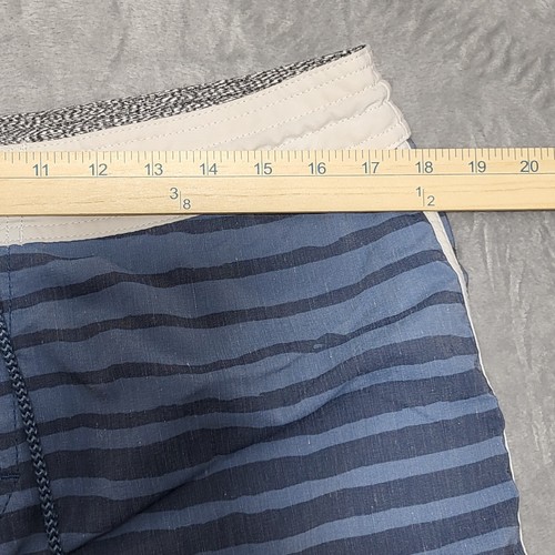 Volcom Swim Trunks Men's 34 Multicolor Cinch Fly Striped Drawstring Shorts Beach - Picture 4 of 11