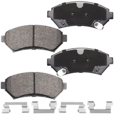 Set Of 4 Front Disc Brake Pads For Buick 1997-2005 Century 2000-2005 Lesabre X6