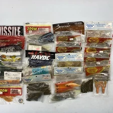 28 Pack Bass Fishing Plastics Lot, Many Brands & Sizes, Fishing Lures FAST SHIP!