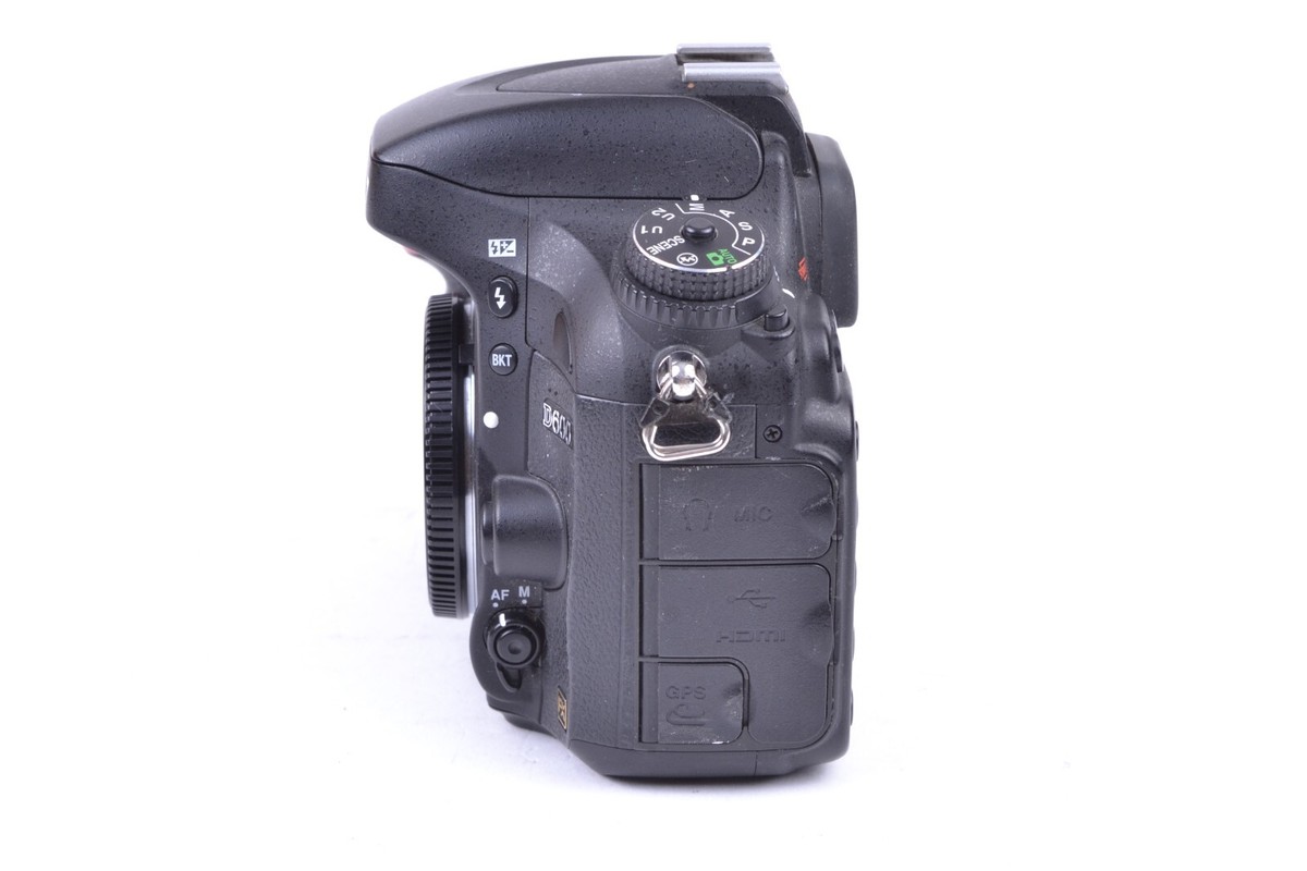 ニコン D600 71any+lkTBL._UF894,1000_QL80_.jpg
