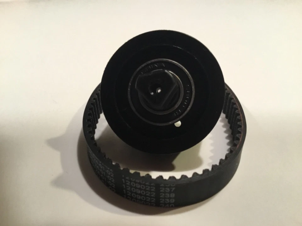 New Dyson DC41/DC65/UP13/UP14/UP20 Brush Spindle&Belt Driven Gear 4 Cleaner Head - Image 3 of 4