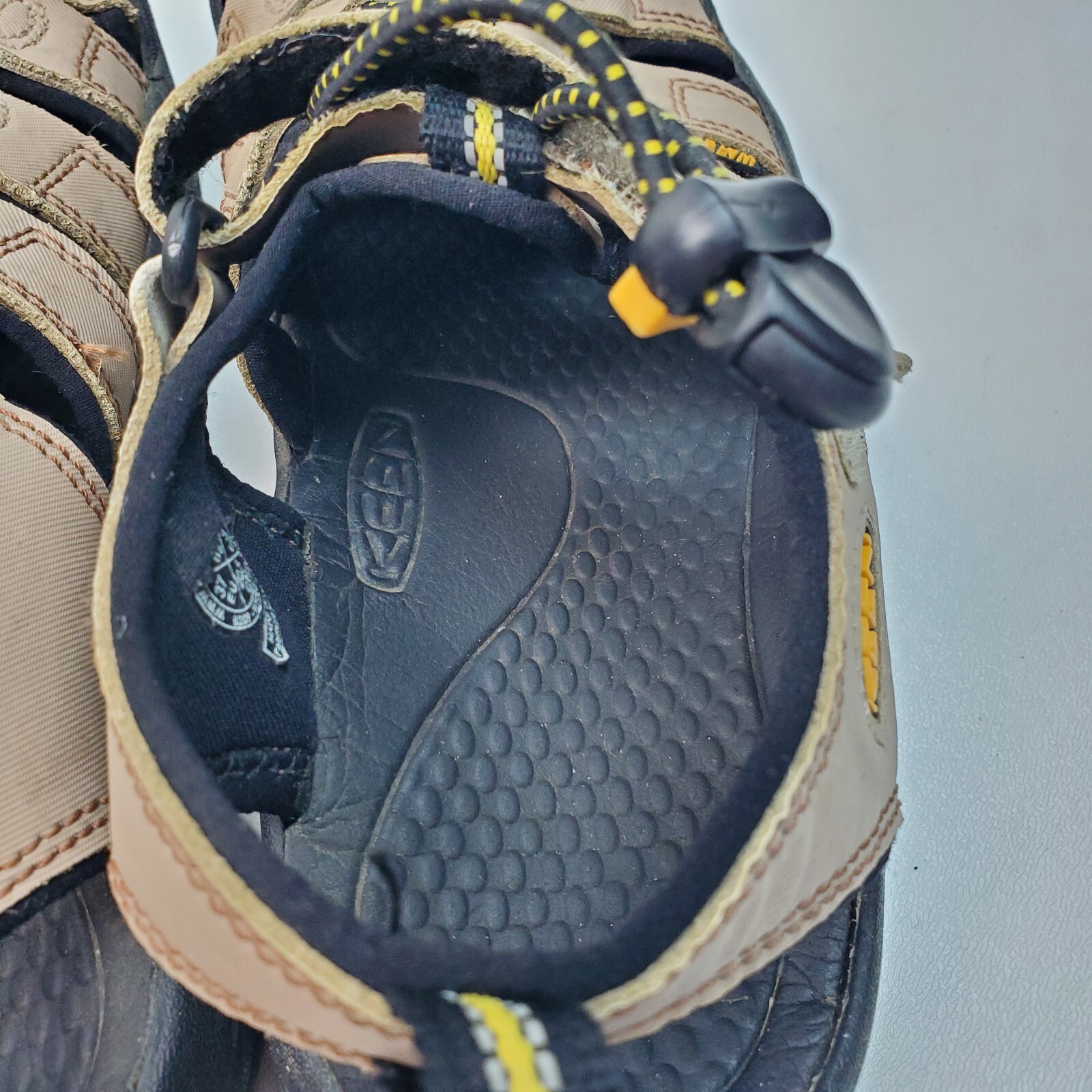 Sandali da trekking KEEN Newport H2 da donna taglia 4 US 37 EU marrone nero protezione punta