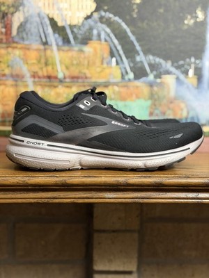 Women's Brooks Ghost 15 Athletic Shoe Black 1203801B014 Size 9 B (medium width)